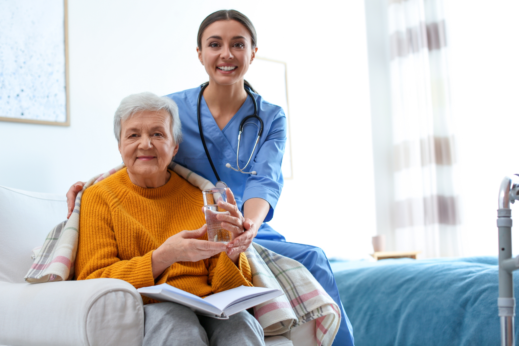 caregiver-patient-smiling_321461789