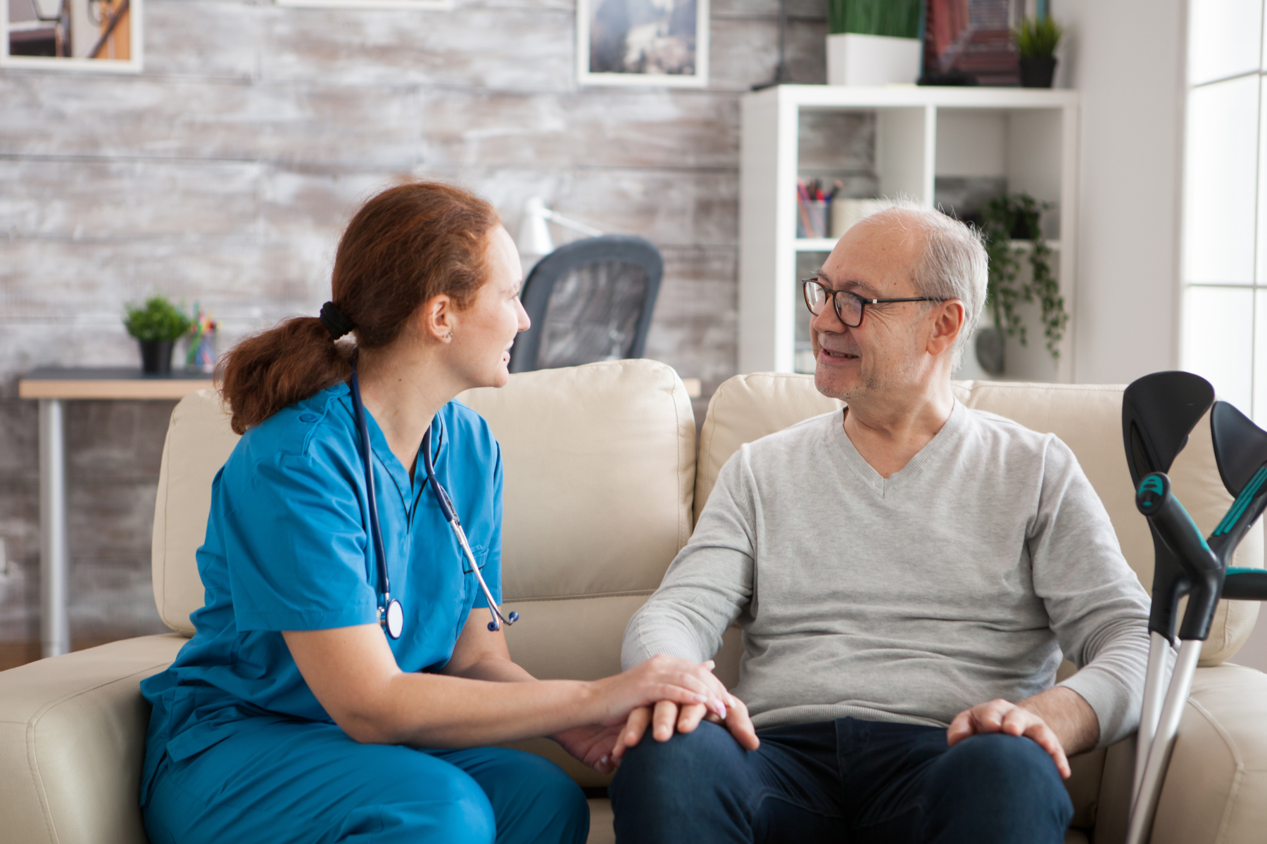 nurse-with-patient_344516662